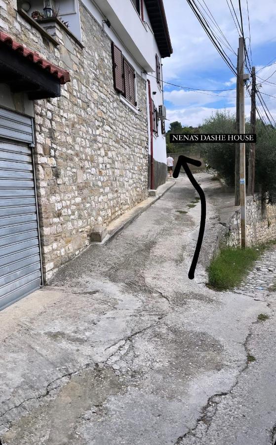 Nena'S Dashe House Berat Exterior photo